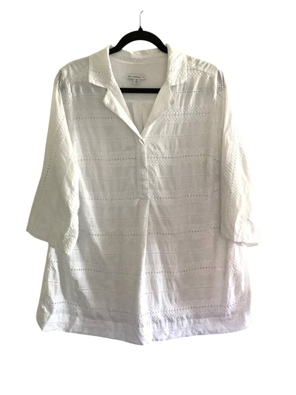 ISAAC MIZRAHI LIVE- NWOMENS WHITE 3/4 SLEEVE V-NECK PULL-OVER SHIRT SIZE X-LARGE